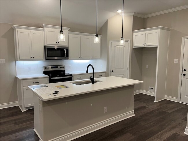 702 Tippit Ln in Greenville, TX - Foto de edificio - Building Photo