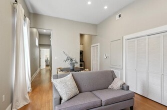 1544 Camp St, Unit 4 in New Orleans, LA - Building Photo - Building Photo