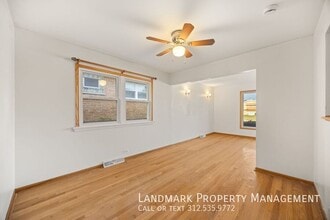 8206 McVicker Ave in Burbank, IL - Building Photo - Building Photo