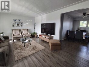 905 Upper Ottawa St in Hamilton, ON - Building Photo - Building Photo