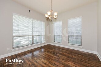 614 Canvas Ct in Lancaster, TX - Building Photo - Building Photo