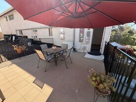 1946 Monte Vista Dr in Vista, CA - Building Photo