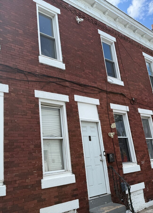 property at 1228 W Venango St