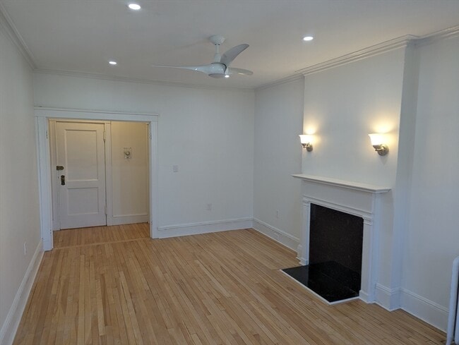 108 Washington St in Boston, MA - Building Photo - Building Photo