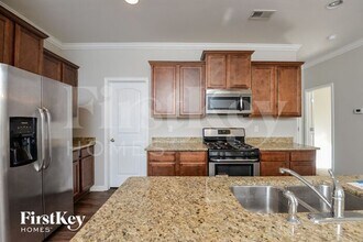 387 W Park Dr in Fultondale, AL - Foto de edificio - Building Photo
