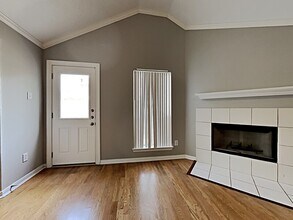 4830 Edgegate Dr in Spring, TX - Building Photo - Building Photo