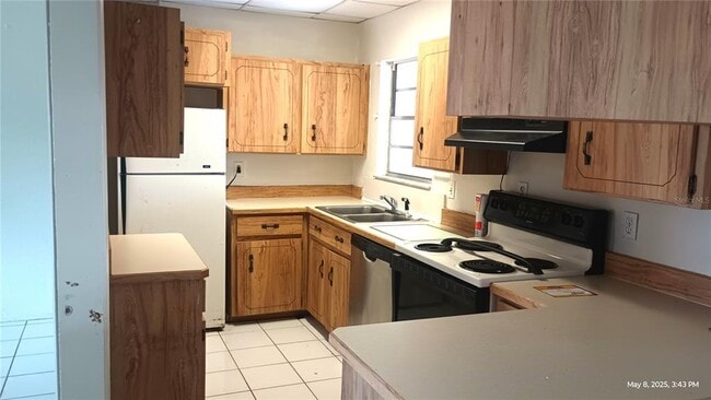 1259 Waverly Dr in Daytona Beach, FL - Building Photo - Building Photo