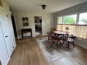 1527 W Marquis Rd in Janesville, IA - Building Photo - Building Photo