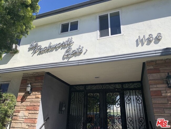 property at 1138 S La Cienega Blvd