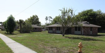 604 5th Ave S in Jacksonville Beach, FL - Building Photo