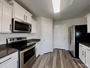 14210 Bridgeview Ln in Dallas, TX - Building Photo - Building Photo