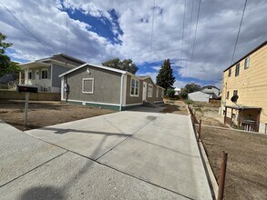 220 Liberty St in Rock Springs, WY - Building Photo - Building Photo