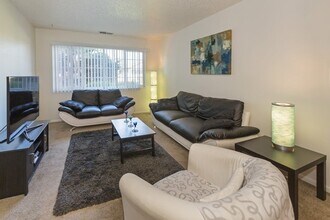 Austin Park in Colorado Springs, CO - Foto de edificio - Building Photo