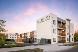 The Flats at Southside Gardens in Chattanooga, TN - Building Photo