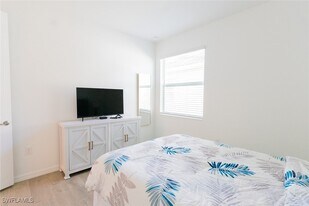 5534 Hampton Links Ct in Immokalee, FL - Building Photo