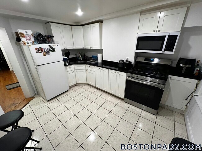 848 Huntington Ave