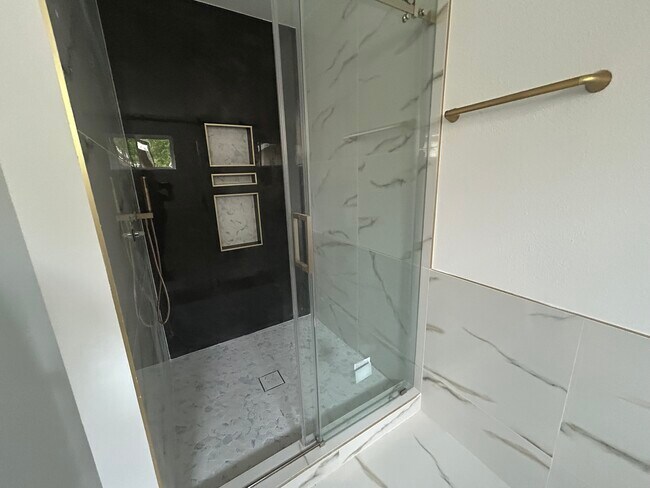 property at 102 SE 11th St