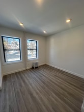 559 Broadway in Newark, NJ - Foto de edificio - Building Photo