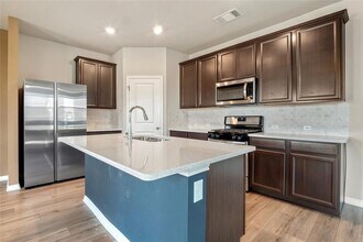 13114 Brave Tenderfoot Trl in Buda, TX - Building Photo - Building Photo