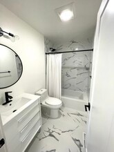 239 Corte Madera Ave, Unit Lower in Corte Madera, CA - Building Photo - Building Photo