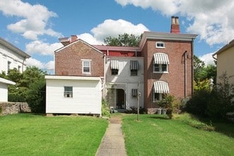 23 N Union St in Lambertville, NJ - Building Photo - Building Photo