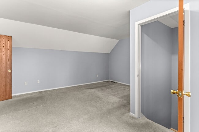 3710 Heritage Pkwy in Dearborn, MI - Building Photo - Building Photo