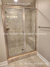 745 Newtown Springs Dr in Lexington, KY - Building Photo - Building Photo