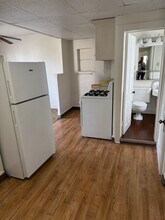 1658 N Van Buren St, Unit 2 in Milwaukee, WI - Building Photo - Building Photo