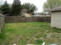 6413 Green Valley Dr in Garland, TX - Building Photo - Building Photo