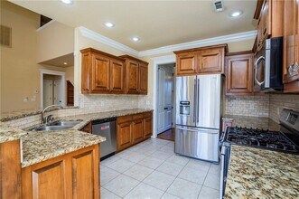 4003 SW Banbury Dr in Bentonville, AR - Building Photo - Building Photo