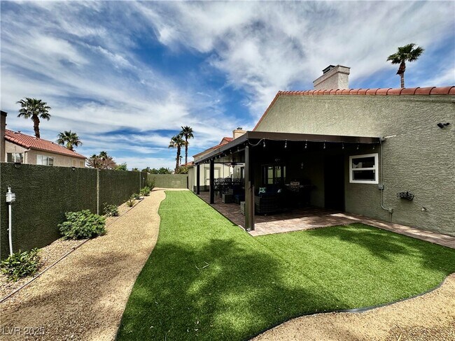 property at 41 Stone Cress Dr