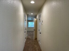 3143 Avenue C in White City, OR - Building Photo - Building Photo