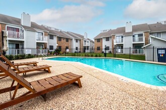 Northchase Apartments in Austin, TX - Building Photo - Building Photo