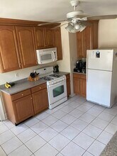 52 Ardmore Rd-Unit -54 in West Hartford, CT - Building Photo - Building Photo