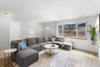 10217 Santa Paula Ave NE in Albuquerque, NM - Building Photo - Building Photo