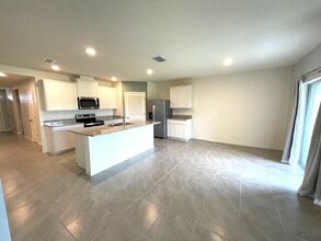 1301 McFarland Dr in West Melbourne, FL - Building Photo - Building Photo