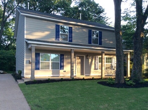3570 Spottswood Ave in Memphis, TN - Foto de edificio - Building Photo