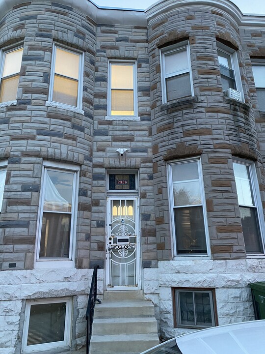 2326 McCulloh St in Baltimore, MD - Building Photo