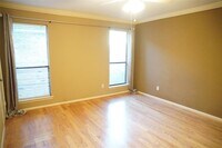 1601 S Shepherd Dr photo'