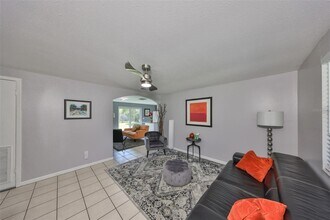 6025 Florida Cir S in Apollo Beach, FL - Building Photo - Building Photo