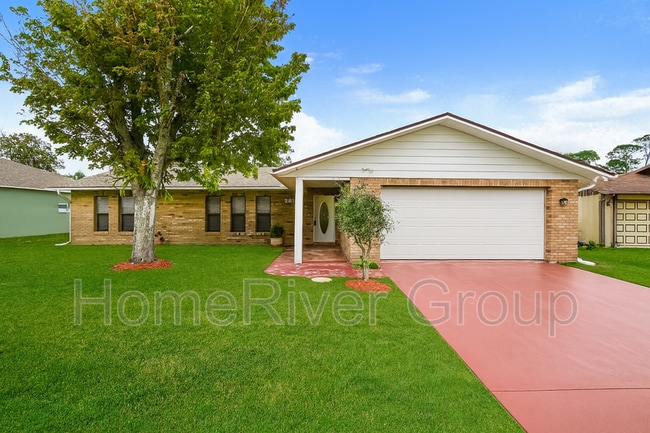 2811 Queen Palm Dr