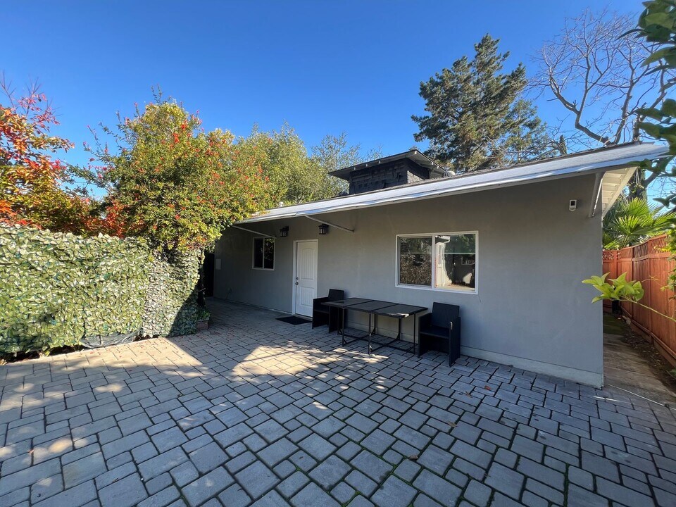 13090 Heath St-Unit -Unit 01 in Saratoga, CA - Building Photo