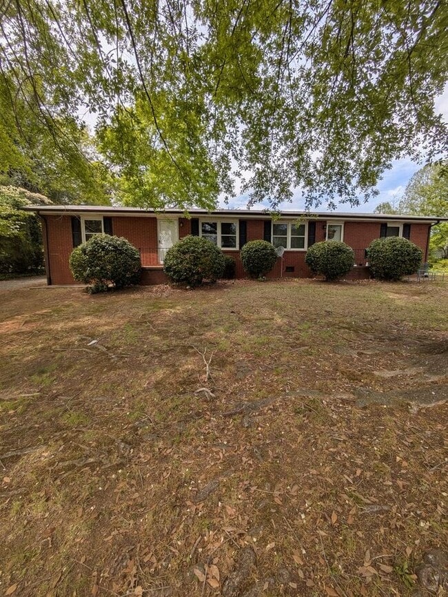 property at 1080 16th Ave NW