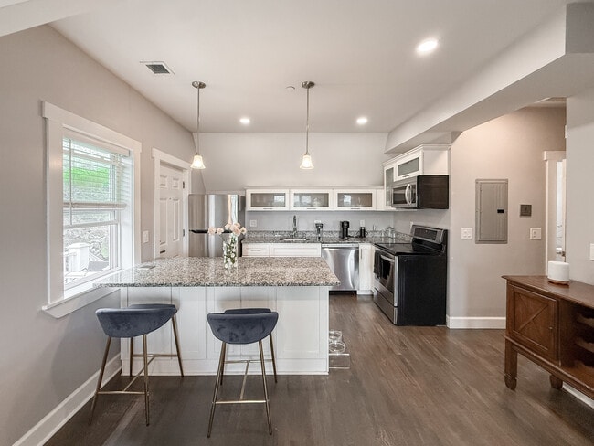 418 Salem St, Unit 4 in Malden, MA - Building Photo - Building Photo