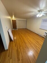 1225 N La Grange Rd, Unit 1F in La Grange Park, IL - Foto de edificio - Building Photo