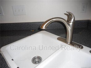 1957 University Heights Ln in Charlotte, NC - Building Photo - Building Photo