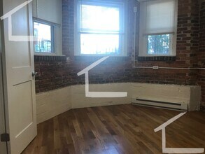 1283 Commonwealth Ave in Boston, MA - Building Photo - Building Photo