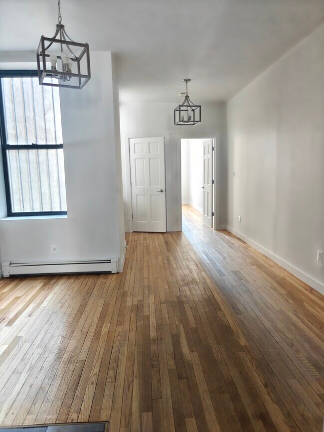 2401 Tilden Ave, Unit 1 in Brooklyn, NY - Building Photo - Building Photo