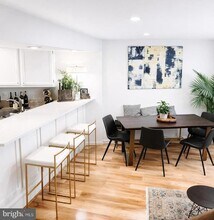 1704 Quietree Dr in Reston, VA - Building Photo - Building Photo