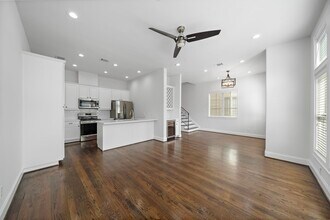 2924 Leeland St in Houston, TX - Building Photo - Building Photo